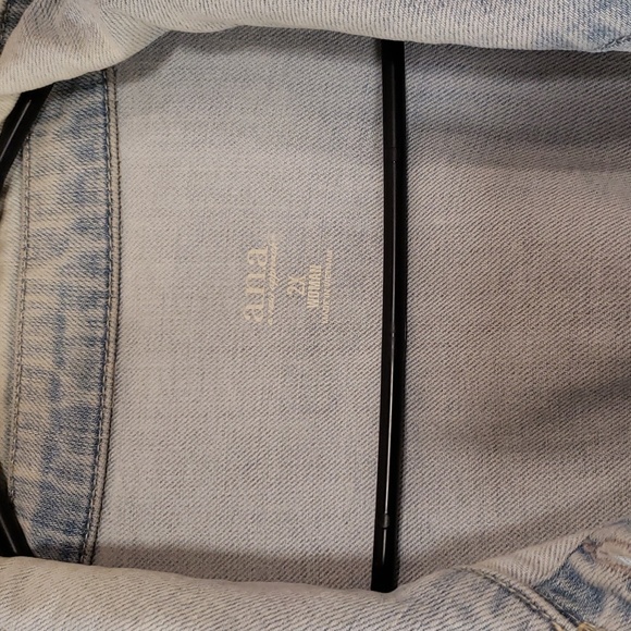 Jean Jacket - Picture 5 of 5